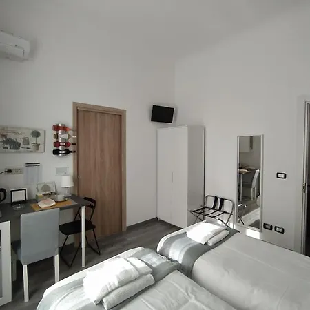 Domus Nikolai 2* Bari