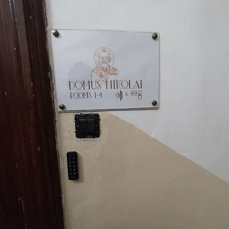 Domus Nikolai بيت ضيافة 4*