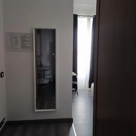 Domus Nikolai 4* باري